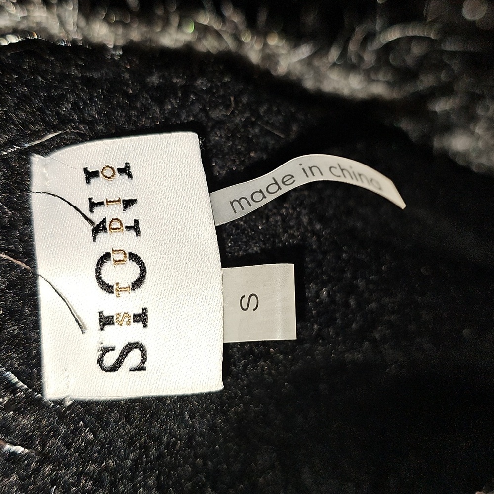 Sioni Studio Mixed Fabric/Fun Sweater - Picture 13 of 15